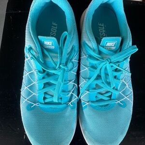 Nike Women's Turquoise Running Shoes